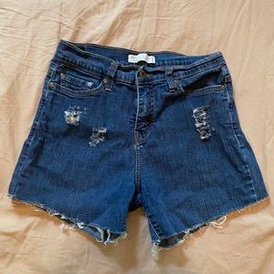 Levi’s jean shorts